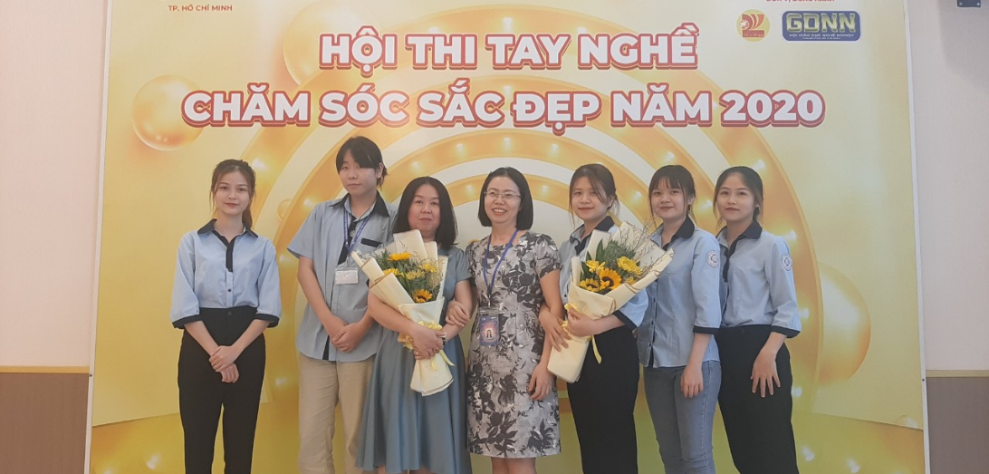 Hoi Thi Tay Nghe Cham Soc Sac Dep
